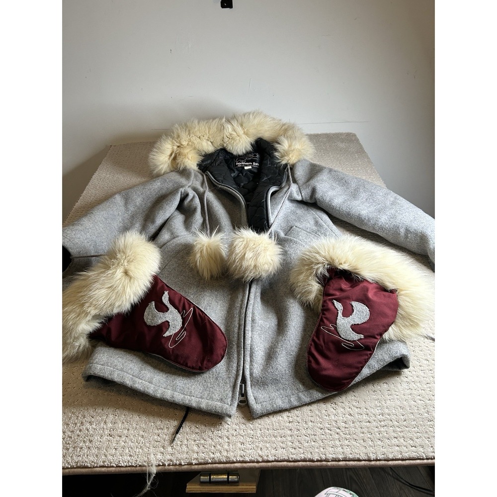 Vtg Northern Sun‎ Canadian grey Virgin Wool Coat Fur Trim W/mittens